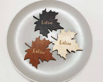 Thanksgiving place tag, Maple leafs, Personalized Wedding Place Names, Maple leaves table decor, Rustic Wedding place cards