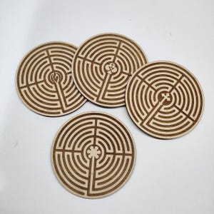 Vingerlabyrinten, doolhof voor mensen met een visuele beperking, doolhofonderzetters, labyrintonderzetter voor meditatie
