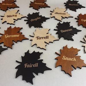 Marque-places pour Thanksgiving, Marque de lieu de table pour Thanksgiving, Marque-place en feuilles d'érable, Noms de lieux de mariage personnalisés, Décoration de table en feuilles d'érable