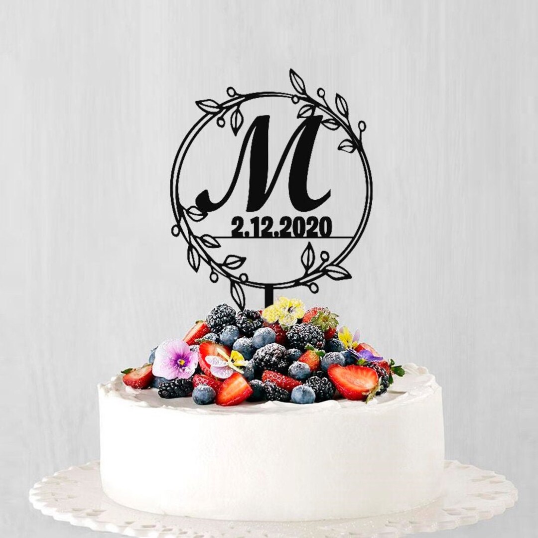 Personalized Wedding Cake Topper: Custom Initial & Date - Etsy