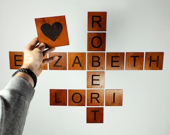 Arte mural de fichas de Scrabble de madera de 4x4: nombres familiares personalizados