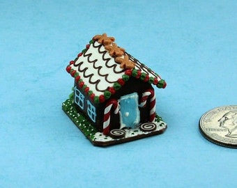 Dollhouse Miniature Decorated Christmas Gingerbread House