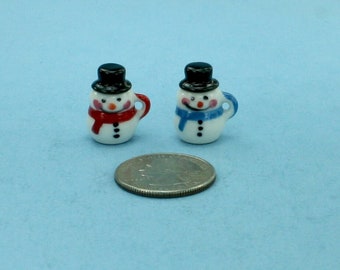 Dollhouse Miniature Snowman Mug with Removable Black Top Hat Lid Christmas Miniature