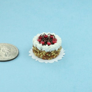 FABULOUS Dollhouse Miniature Gourmet Cake for your Bakery