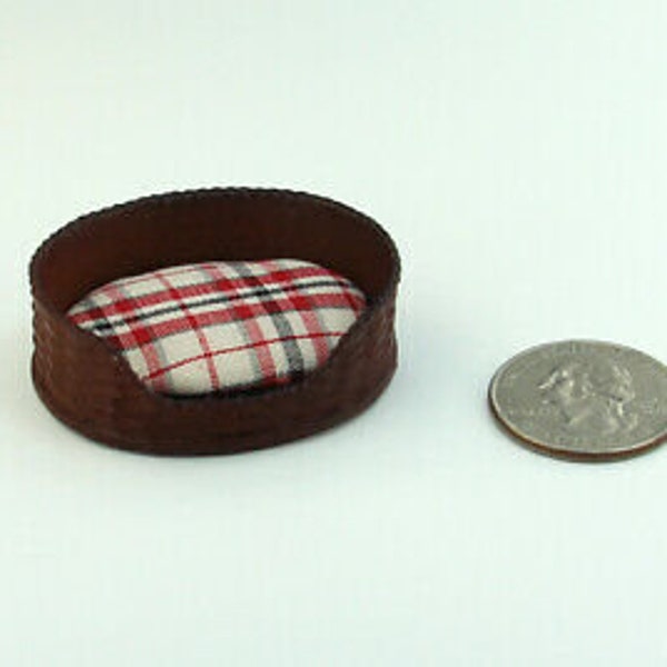 NICE 1/12 Dollhouse Miniature Cat Bed or Small Breed Dog Bed with a Padded Covered Cushion #WCKA191