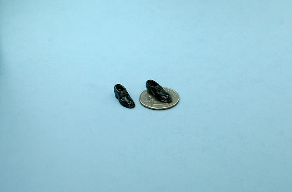 Pair of Dollhouse Miniature Black Mens Dress Shoes