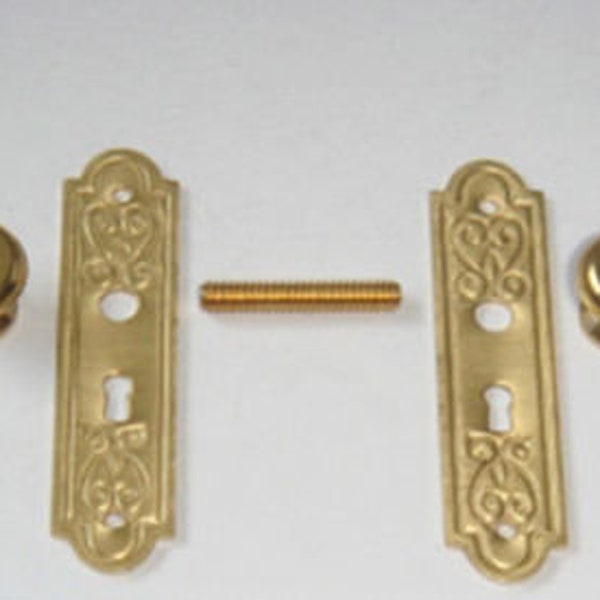 Pair of 2 Dollhouse Miniature Decorative Brass Doorknobs with Backplates #WCHW23