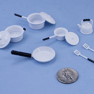 1:12 Scale Dollhouse Miniature White Metal Kitchen Pots & Pans Set with a Teapot and 2 Spatulas #AZG6103