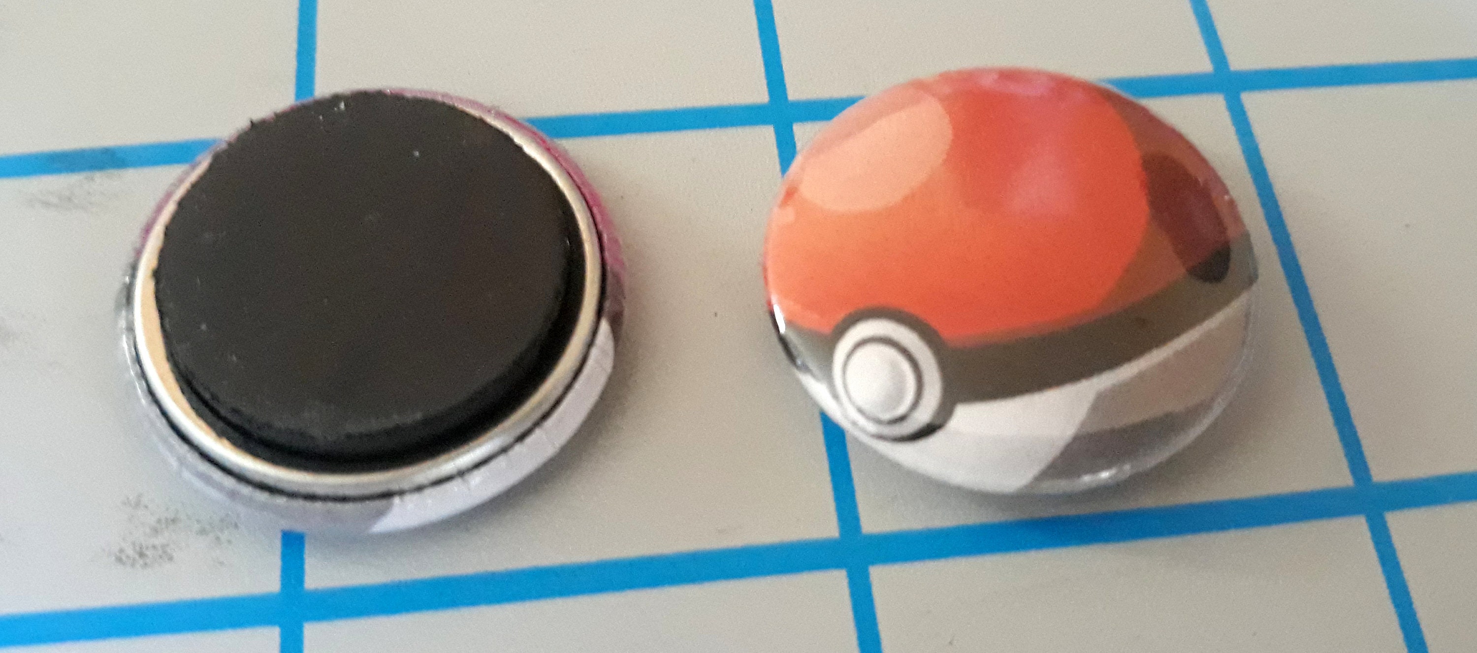 Bolsa de Tiracolo para Telemóvel Pokémon POKEBALL Azul Escuro