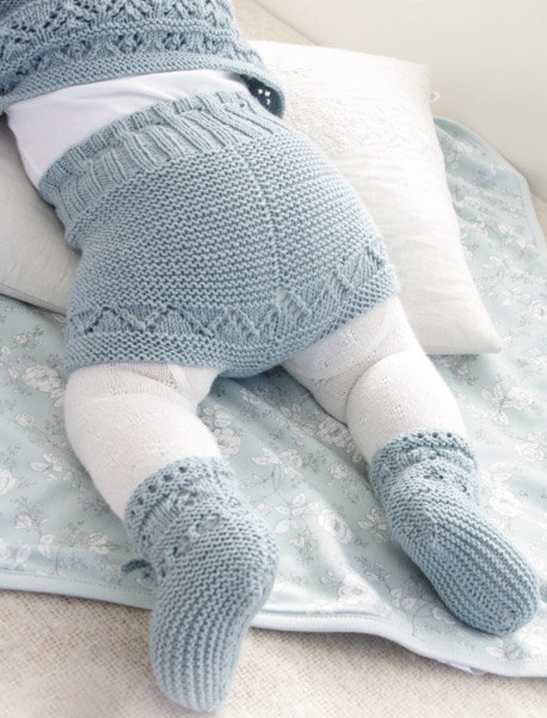 SET knitted baby shorts and slippers with lace pattern and garter stitch in Baby Merino Knitting Pattern shorts PDF Download