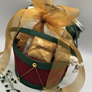 Christmas Basket Set: Spa Gift | Christmas Gift | Unique Gift | Gifts For Women | Relaxation | Holiday | Christmas Decor