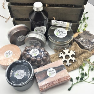 Deluxe Cedarwood Spa Crate: Spa Gift | Bath Gift | Unique Gift | Gifts For Men | Organic | Relaxation  | Groomsmen Gift | Birthday