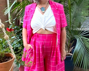 hot pink short suit