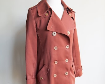 trench-coat marron parfait vintage, trench-coat brun cuivré Saks Fifth Avenue des années 1970 des années 70, trench-coat des années 70, Medium