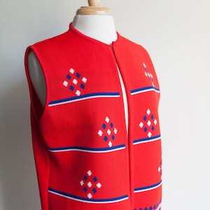 vintage red sweater vest, 1970s 70s red diamond print knit vest, vintage boho hippie vest, 70s sweater vest, Medium