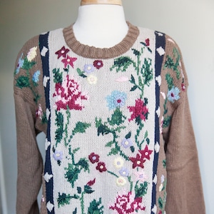 vintage english garden embroidered sweater, 1990s 90s embroidered floral colorblock sweater, vintage boho hippie sweater, Medium