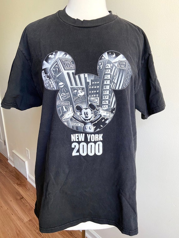 vintage Y2K Mickey Mouse tee,  2000 Mickey Mouse N