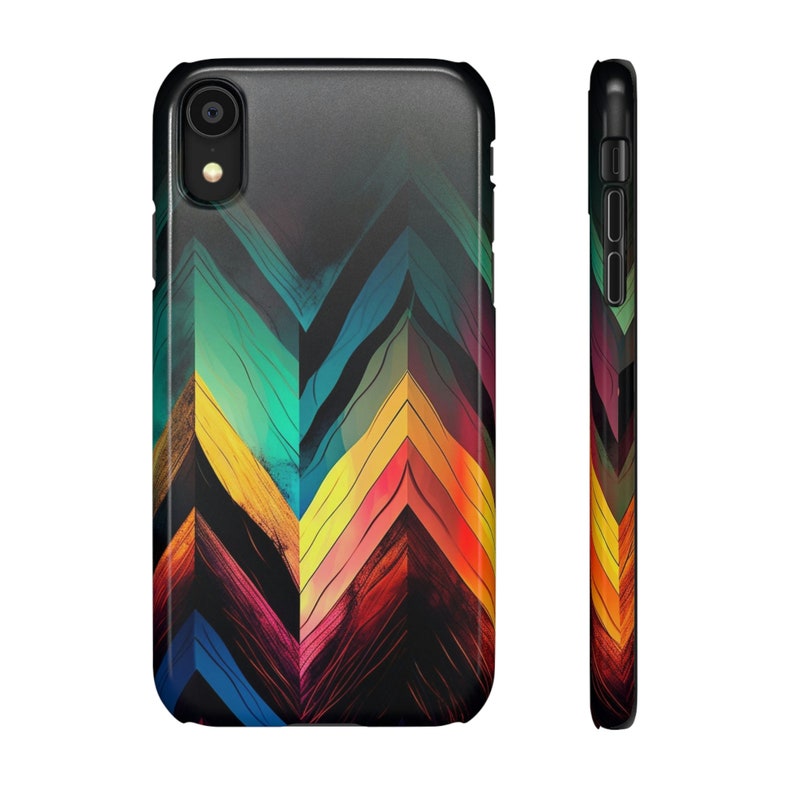 Slim Polycarbonate Phone Case With Crooked Chevron Abstract Design, Wireless Charging Support