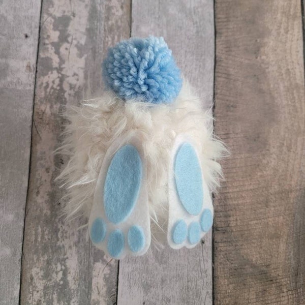 Fuzzy Blue Feet Bunny Buns, Bunny Butt, Easter Ball, Bunny Gnome, Mug Filler, Easter Gnomes, Bunny Gnome, Eater Gnome, Easter Bunny Ball