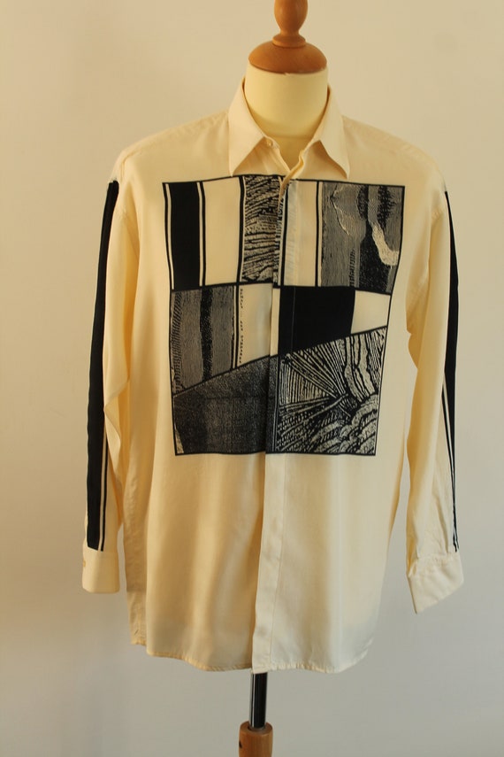 1990s graphic shirt