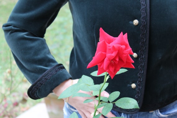 Vintage Jaeger Green Velvet Cropped Jacket - image 1