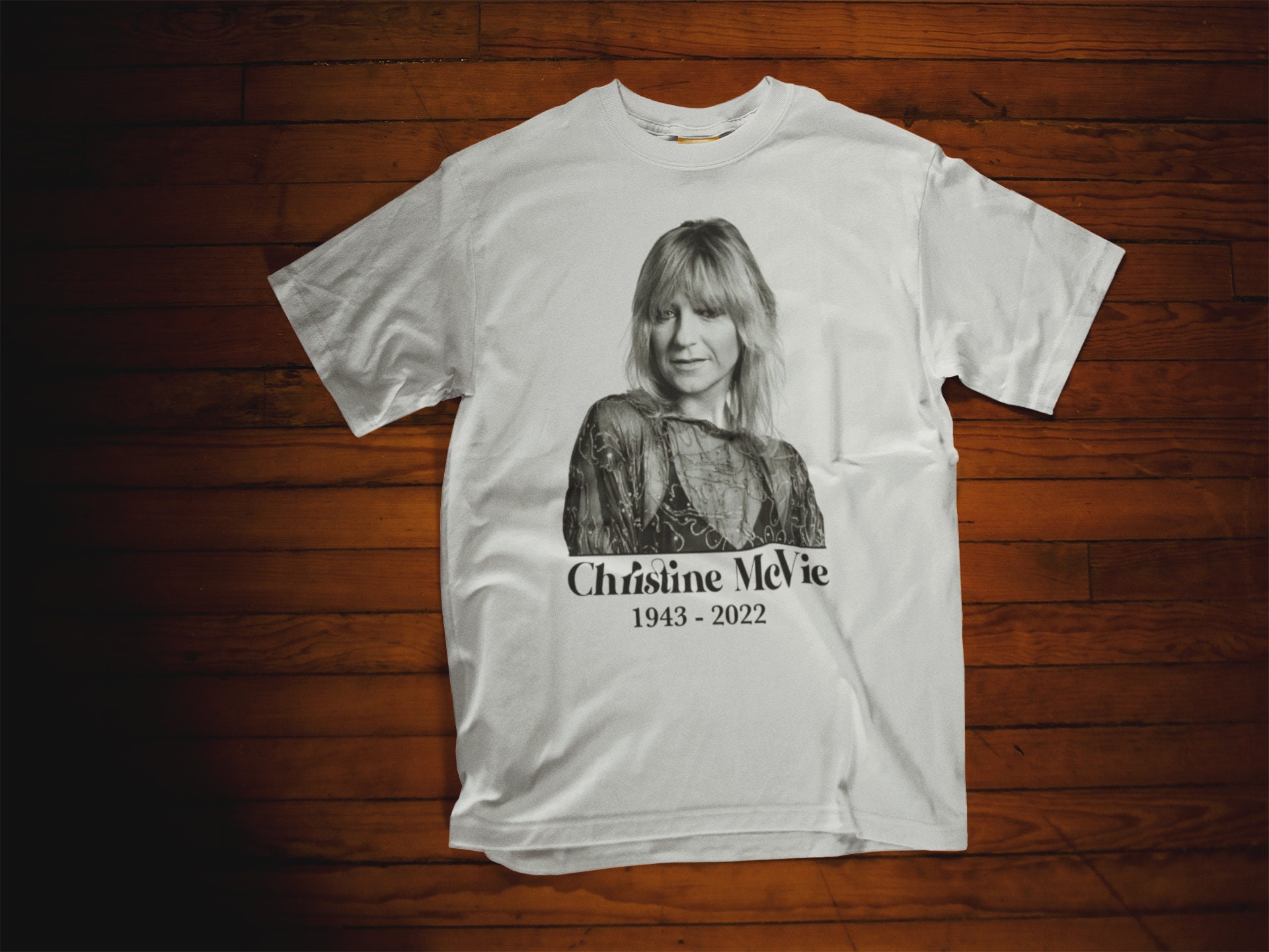 Discover Christine McVie T Shirt Unsiex Classic Tee