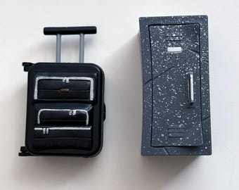 JAKKS Pacific Wrestling Mini Locker and Suitcase Set for Action Figures