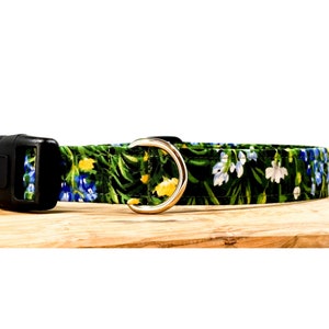 Floral Dog Collar: Dark Green Cotton Fabric with Metal Buckle