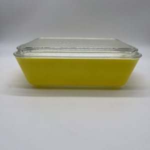 Vintage Yellow Pyrex 503 Refrigerator Dish with Lid