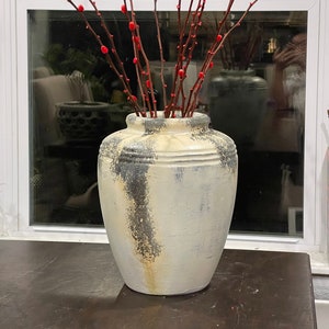 Handmade Concrete Vase: Rustic White/Gray Finish (9x11 Inches)