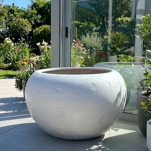 XXXL Fiberglass Planter Pot: 68-Inch Round, Unique Texture