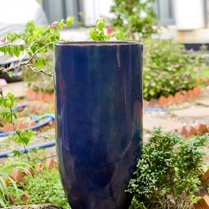 Tall Fiberglass Planter: Round Contemporary Garden Pot