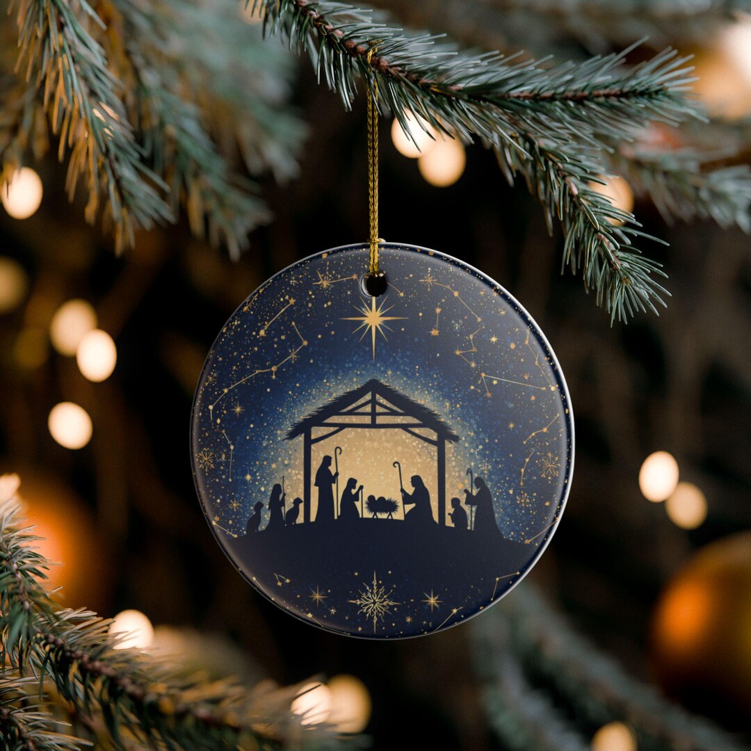 ヴィンテージのキリスト降誕シーンのクリスマスオーナメント