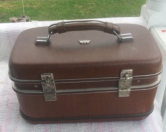 Vintage "AIRWAY"Brown Train Case/Make Up Case 15"x9"x*8"~No Key