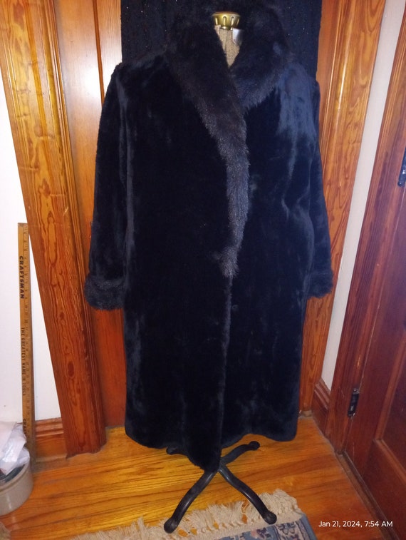 True Vintage 1990's "Monterey" Black Faux Fur Ful… - image 1