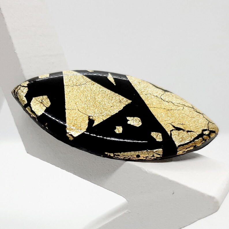 modern jewelry resin brooch and polymer paste handmade jewellery brooch or scarf ties Black and gold brooch
