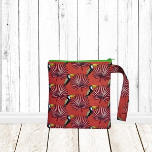 Parrot Zipper Pouch, Tropical Parrot Art gifts, Birds Zipper Cosmetic Bag, Makeup Bag, Best Friend Gift, PencilCase, Toiletry Bag, Pouch