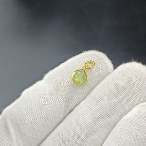 Pan Shape Green Peridot Gemstone/Handmade Gold Charm/Natural Peridot Charm/Dainty pendant for Women/18K Solid Gold Pendant/ Gift For Love