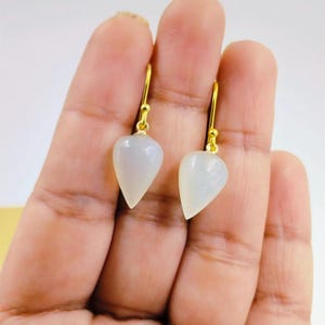 Genuine White Moonstone Earring, Real White Moonstone Earrings, White Moonstone Earrings, Small Gemstone Earrings, June Birthstone Earrings