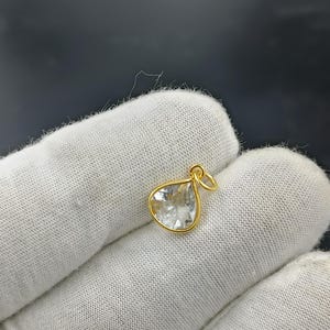 March Birthstone/Aquamarine Charm/18k Solid Gold/6mm SMALL Aquamarine/Lightweight Dainty Handmade Gold Charm/Gift For Her/Natural Aquamarine