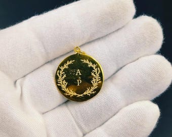 Medallón victoriano antiguo chapado en oro, colgante de plata esterlina grabado