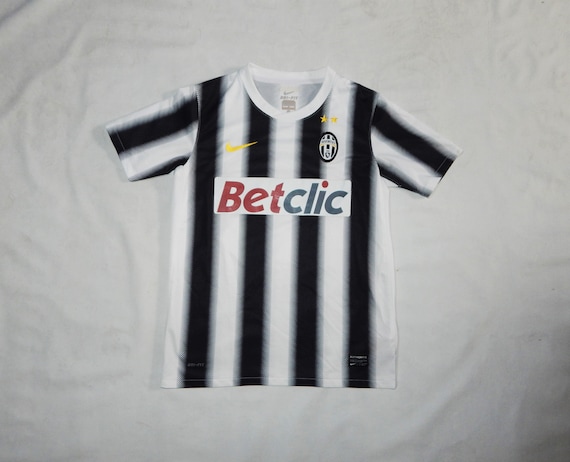 Juventus Official Football Soccer Jersey by Nike Size 12-13 - Etsy