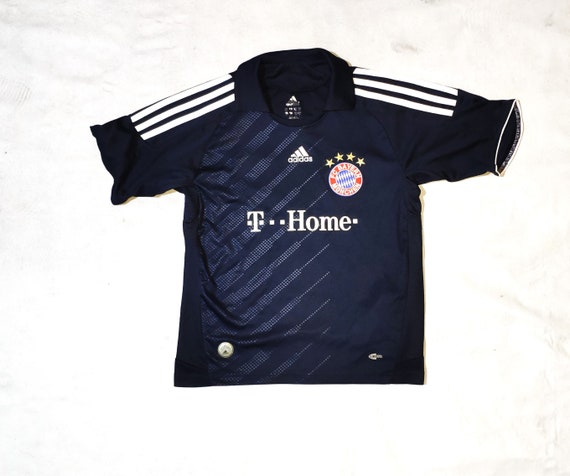Bayern Munchen Munich Official Football Soccer Jersey, Size 10-12