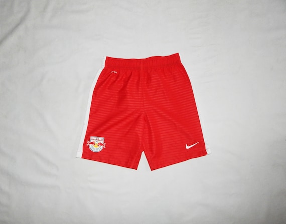 Green nike store soccer shorts