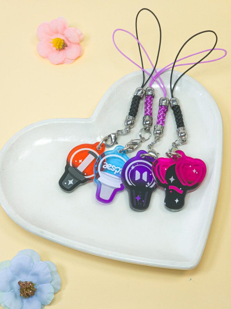 Llavero acrílico mini con barra de luz Kpop imagen 5