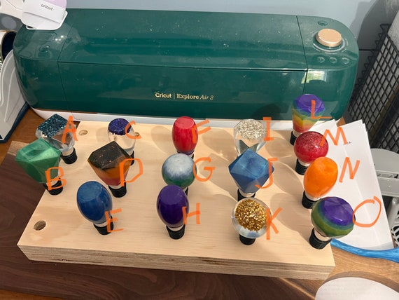 Epoxy wine bottle stopper / Mother’s Day gift / house warming gift