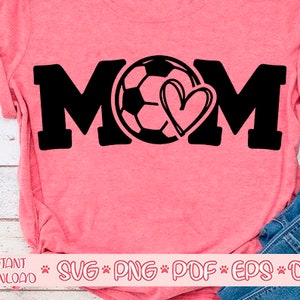 サッカーママ svg、サッカー svg、サッカーママ シャツ svg、サッカー クリップアート、ボール svg、スポーツ svg、サッカー シャツ svg、ラブ サッカー svg
