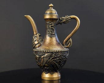 Chinese antiques, rare treasures, brass wine jugs with dragon and phoenix patterns