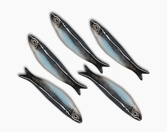 Set de 5 Sardinas de Cerámica, Regalo Sardina Artesanal, Decoración de Pared / Lloreta®