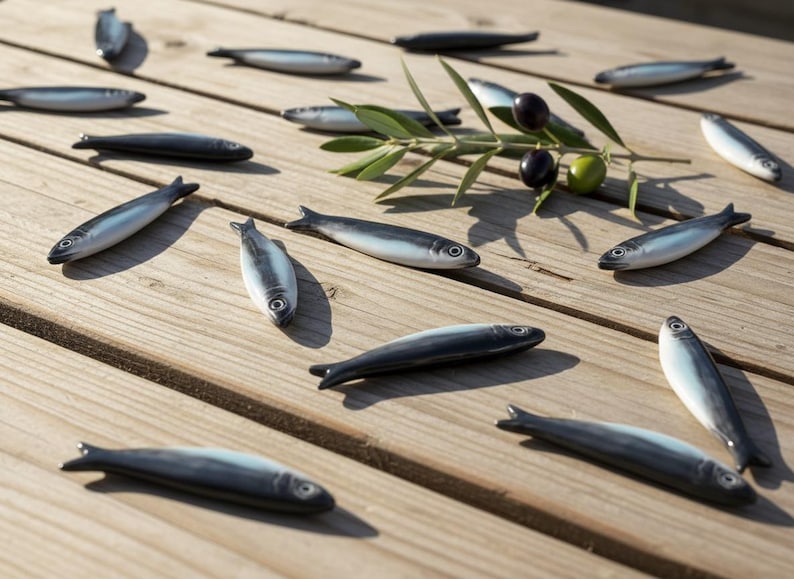 Set med 5 handgjorda keramiska väggdekorationer med sardiner, portugisisk kustfisk, unik inflyttningspresent och estetisk heminredning med fiskare bild 8